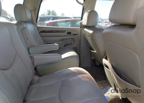 2005 Cadillac Escalade Standard из США, поврежденный, VIN 1GYEK63N65R143736